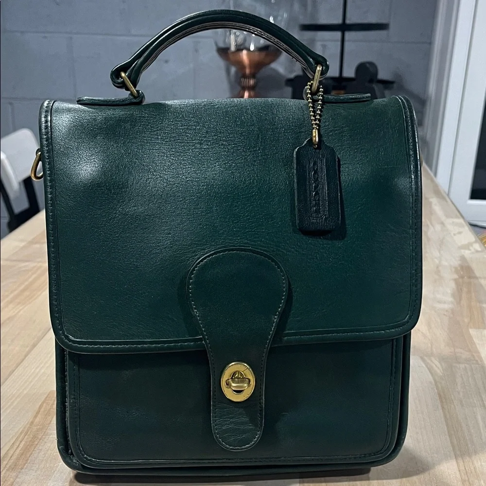 Vintage station bag emerald green Elegant Green Leather Bag leather gold hard